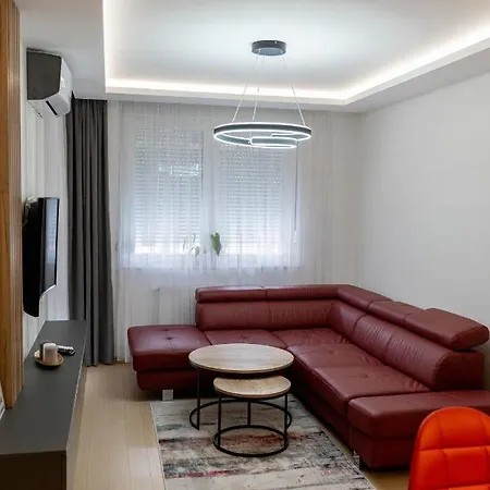Apartment Slol *